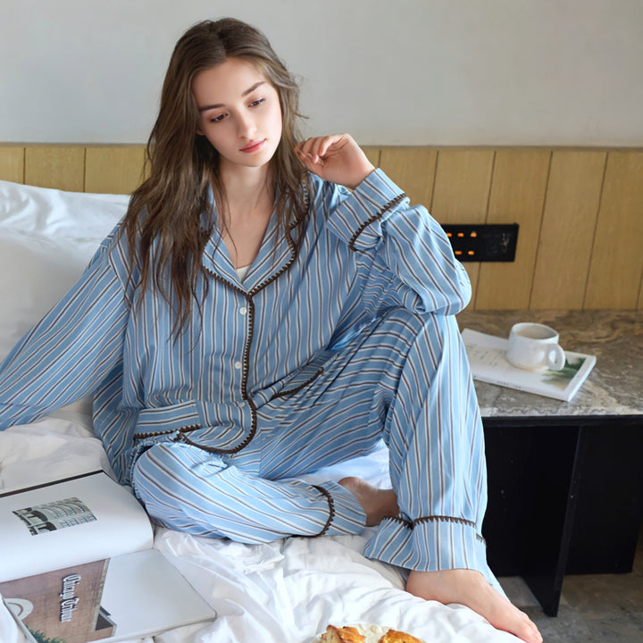 ソフトコットンブルーストライプステッチデザインパジャマ