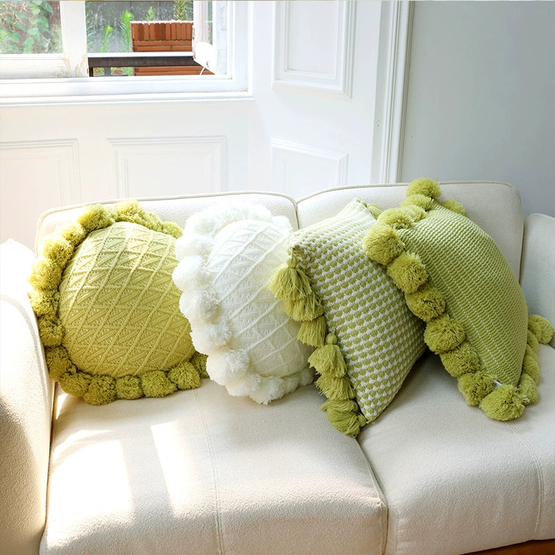 ニットタッセルクッション kocol