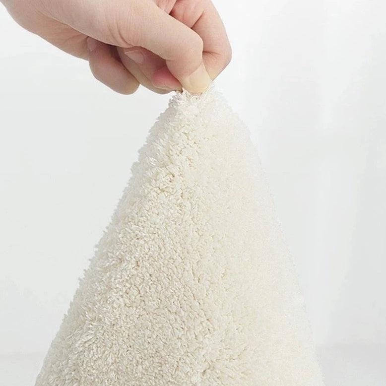 北欧スタイルの寝室 子供部屋 ラウンドカーペット / Scandinavian style bedroom children's room round carpet - kocol